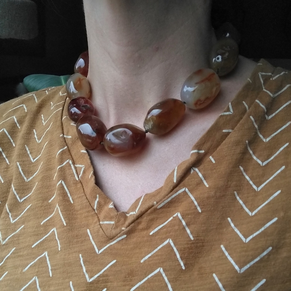 KENNETH LANE signed polished stone necklace